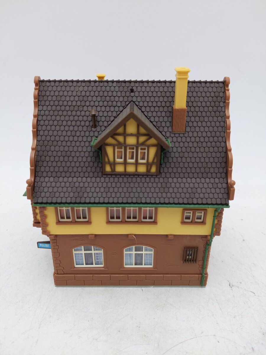 Vollmer 21499 HO Scale Old Town Police House EX