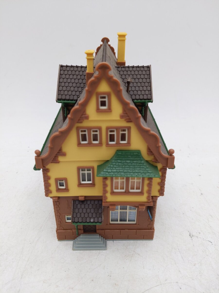 Vollmer 21499 HO Scale Old Town Police House EX