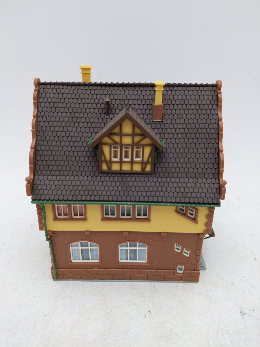 Vollmer 21499 HO Scale Old Town Police House EX