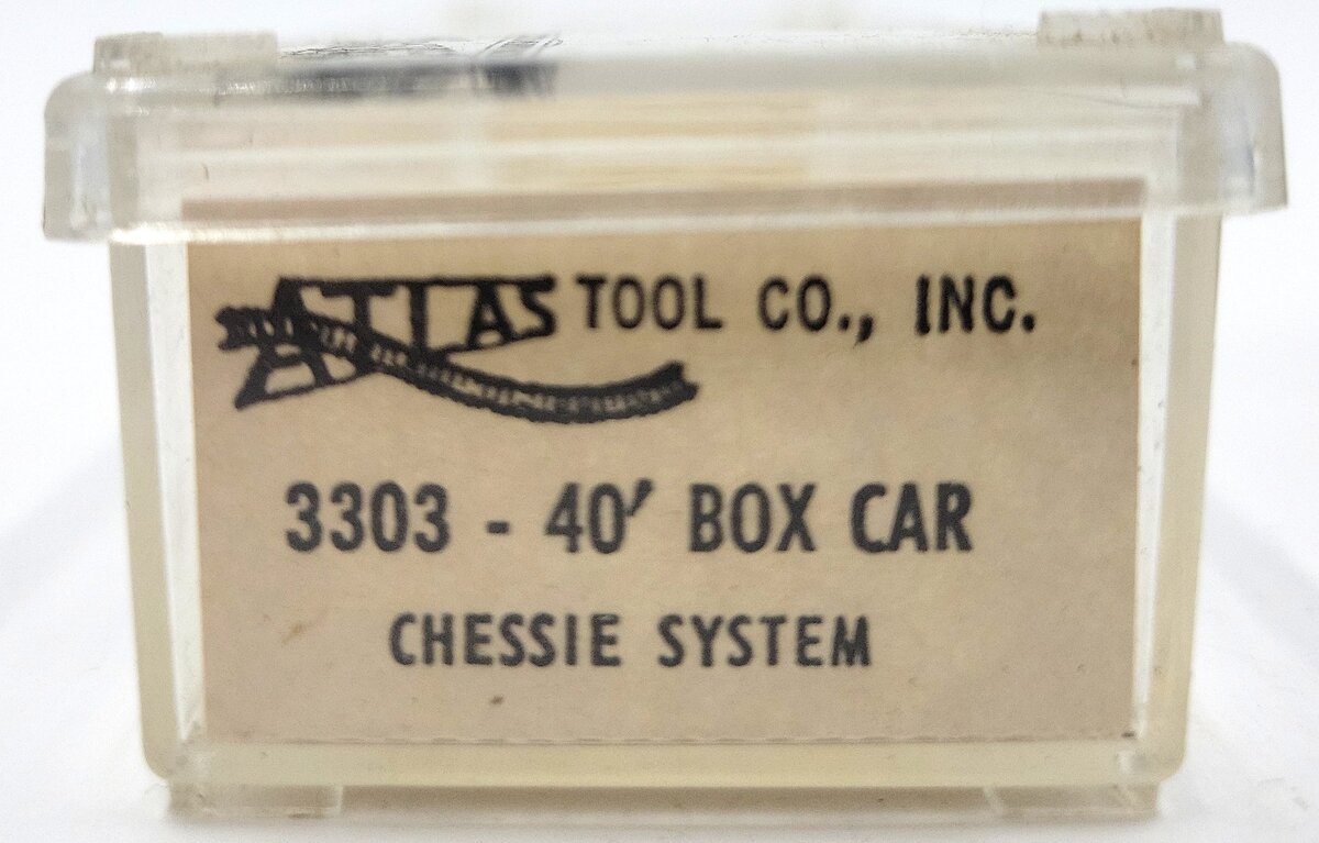 Atlas 3303 N Scale Chessie System Plug Door Box Car #23745 LN/Box