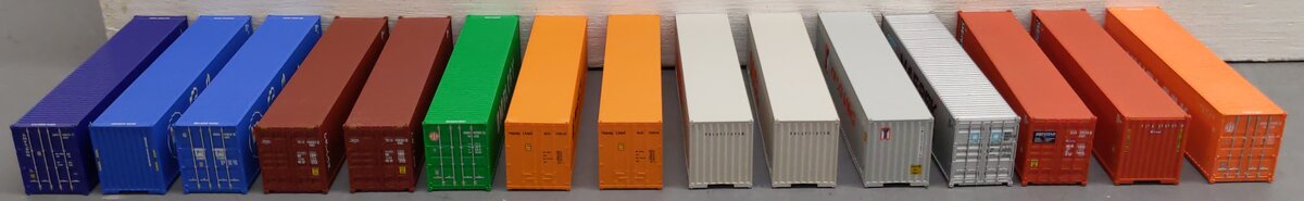 Walthers HO Scale Corrugated & Smooth Containers [15] EX
