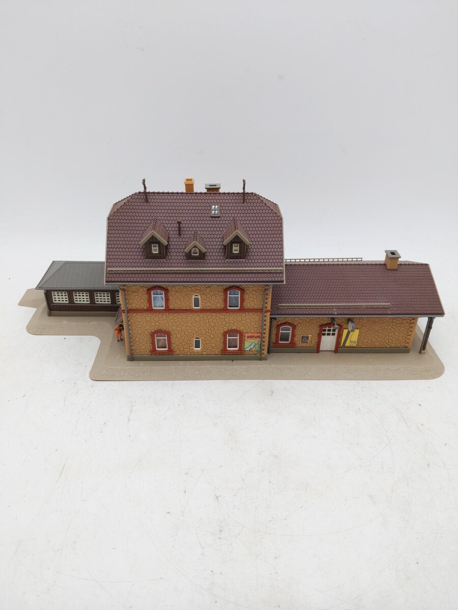 Vollmer 43520 HO Scale Country Station Benediktbeuern EX