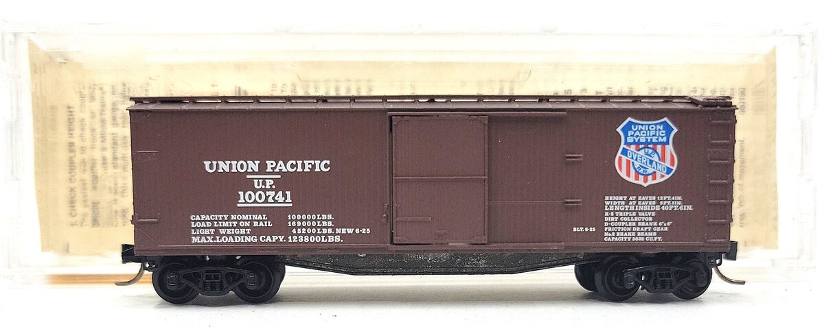Micro-Trains 04200070 N Union Pacific 40' Double Sheathed Wood Boxcar #100741 EX/Box