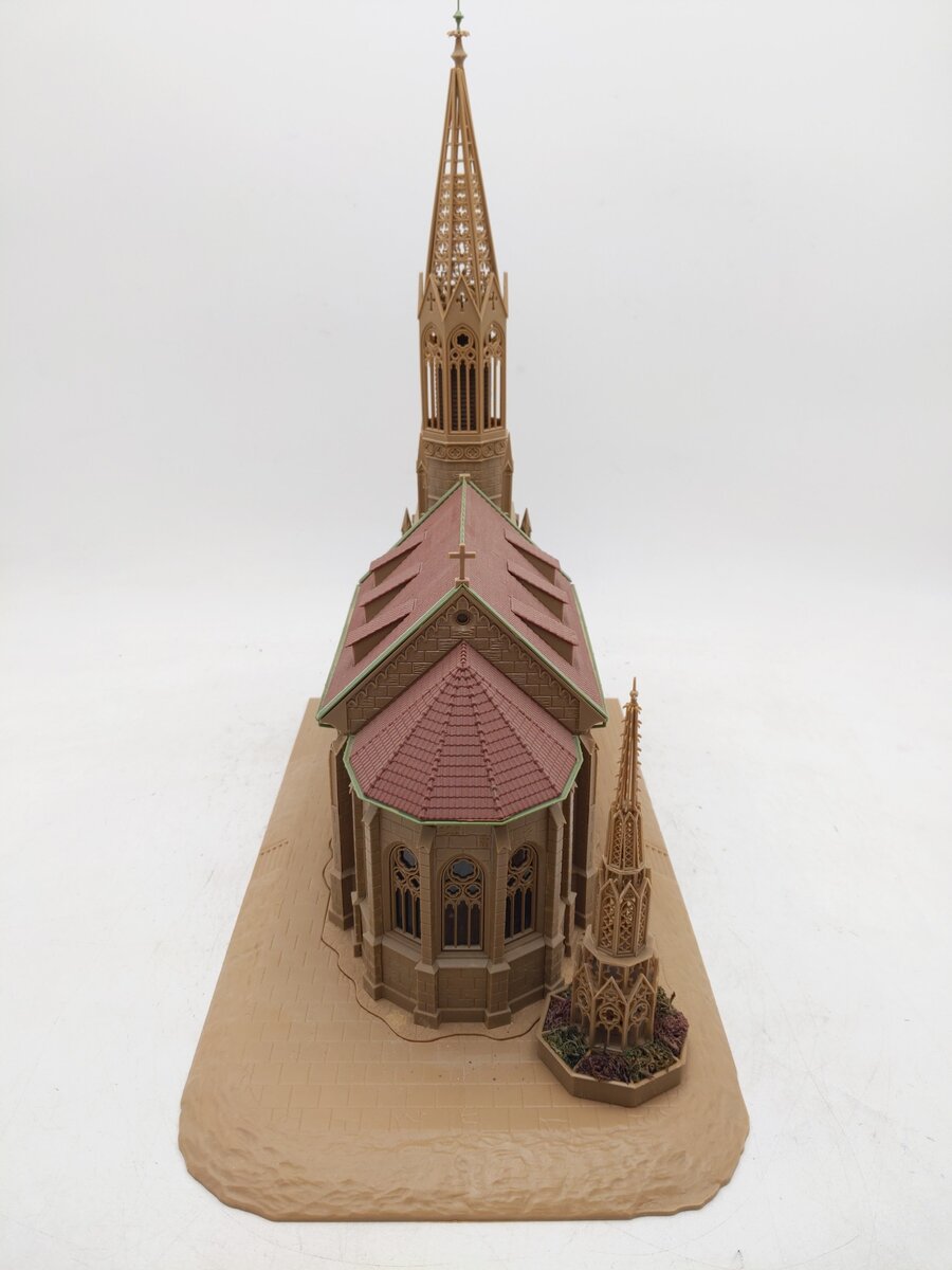 Vollmer 21549 HO Scale Stuttgart Cathedral EX