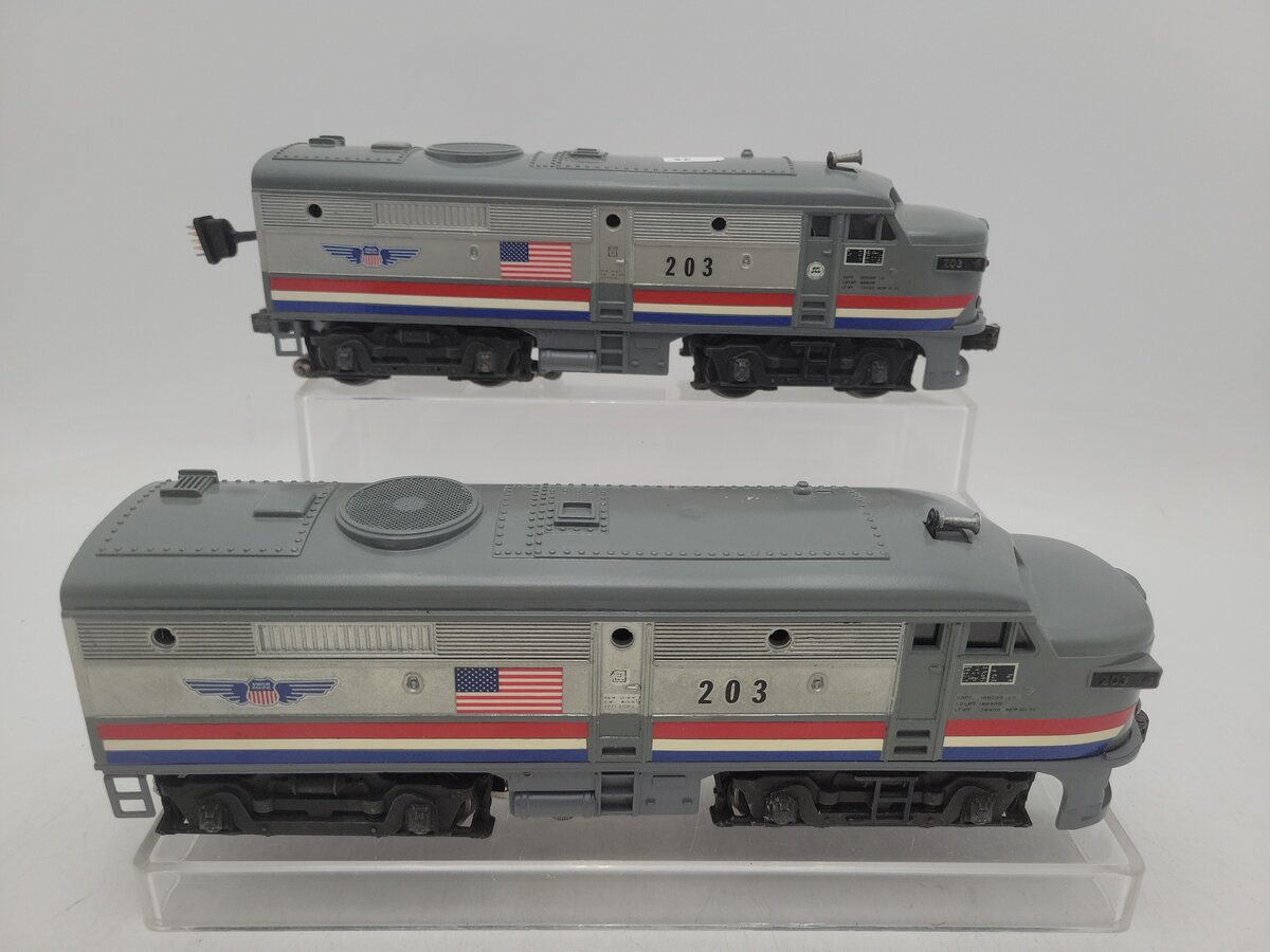 Lionel Vintage O CUSTOM AA Diesel Locomotives #203
