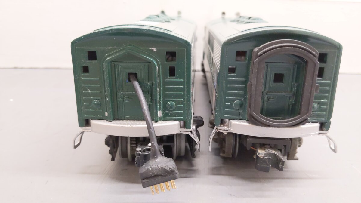 Lionel Vintage O CUSTOM Union Pacific AA Diesel Locomotive Set