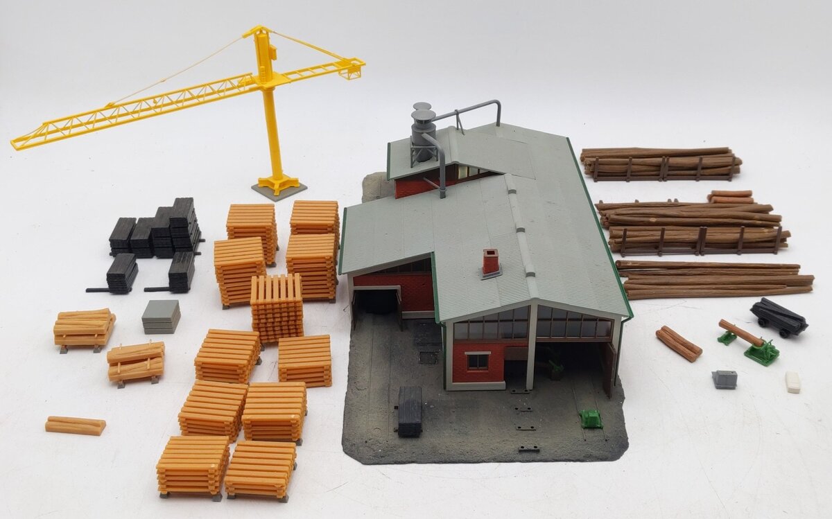 Kibri 39816 HO Sawmill with Interior Building Kit VG