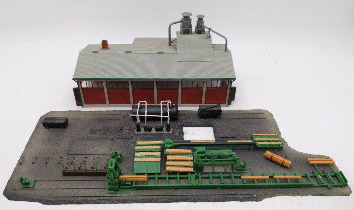 Kibri 39816 HO Sawmill with Interior Building Kit VG