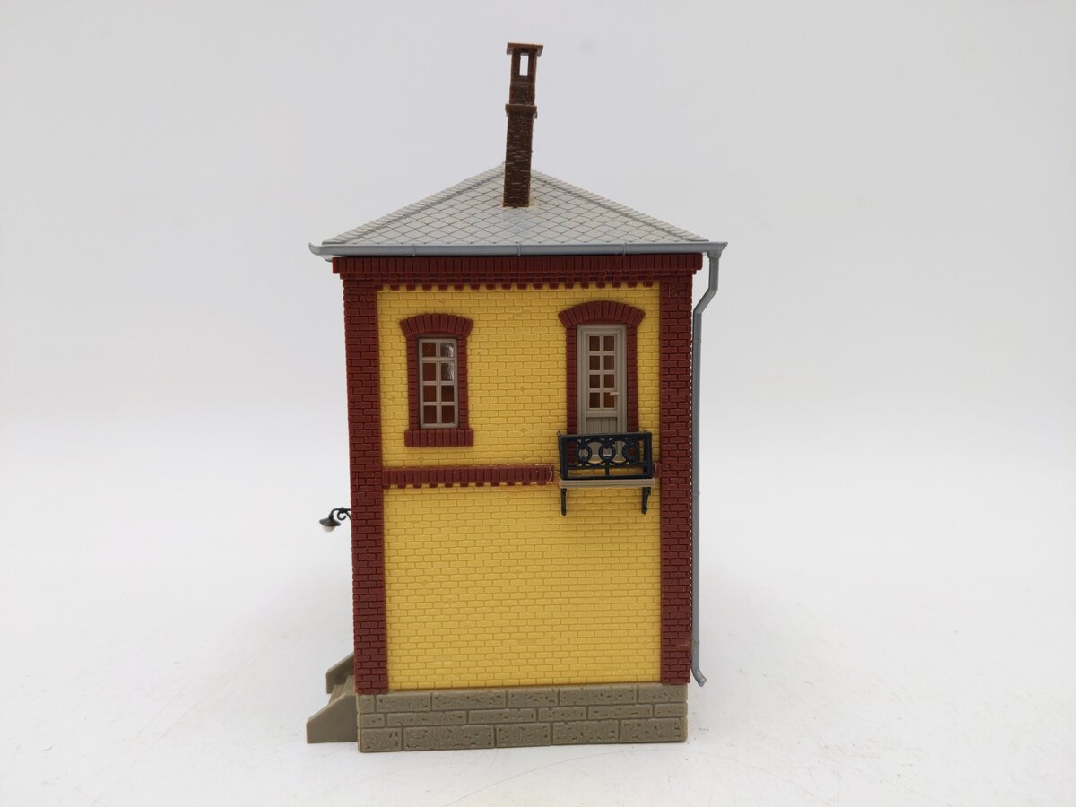 Vollmer 10807 HO Scale Railway Administration Building EX