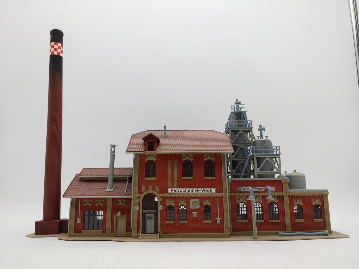 Vollmer 26452 HO Scale Aktien-Brauerei Brewery/Factory EX