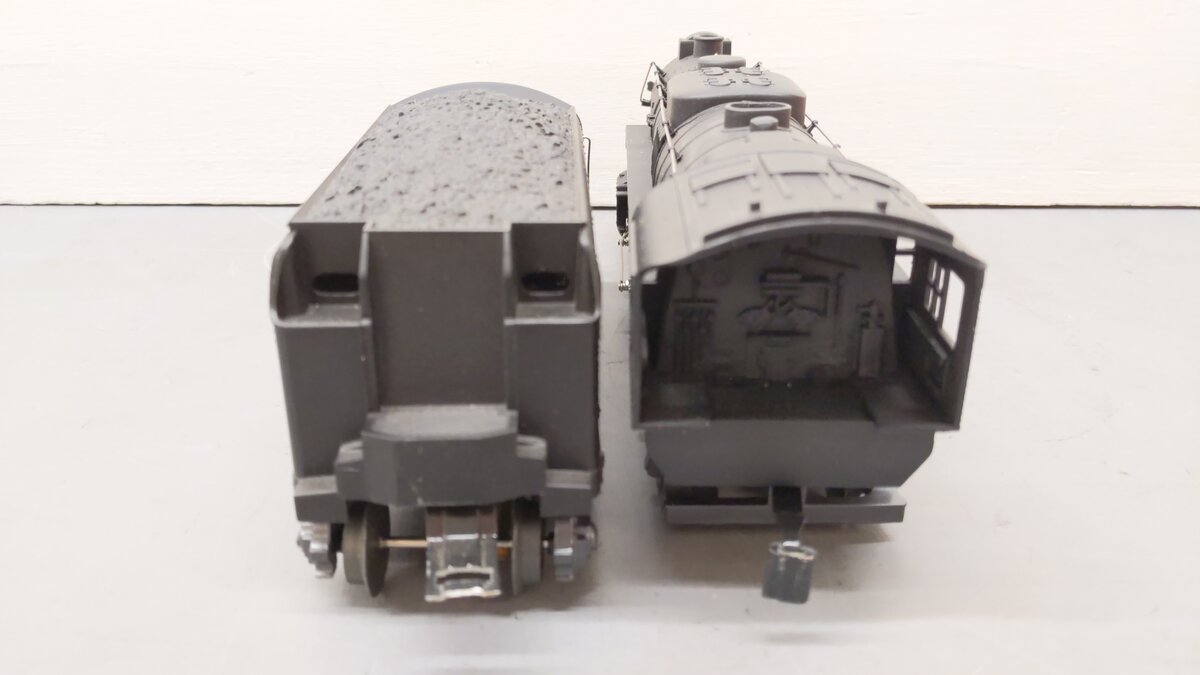 Lionel 6-28649 O Polar Express 2-8-4 Berkshire Steam Locomotive & Tender #1225 EX/Box