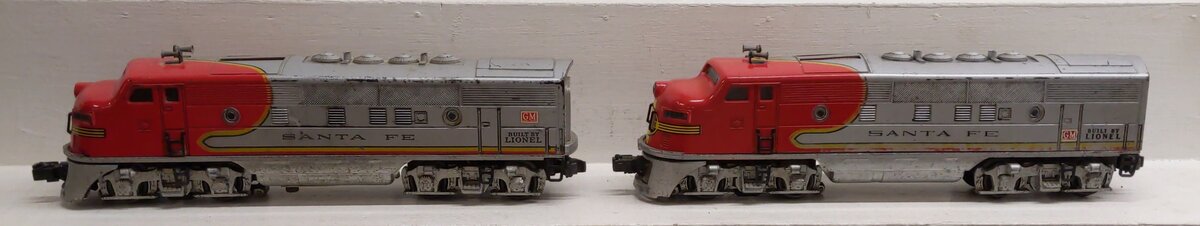 Lionel 2333 Vintage O Santa Fe F3 AA Diesel Set VG