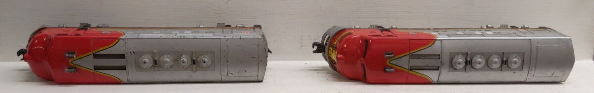 Lionel 2333 Vintage O Santa Fe F3 AA Diesel Set VG