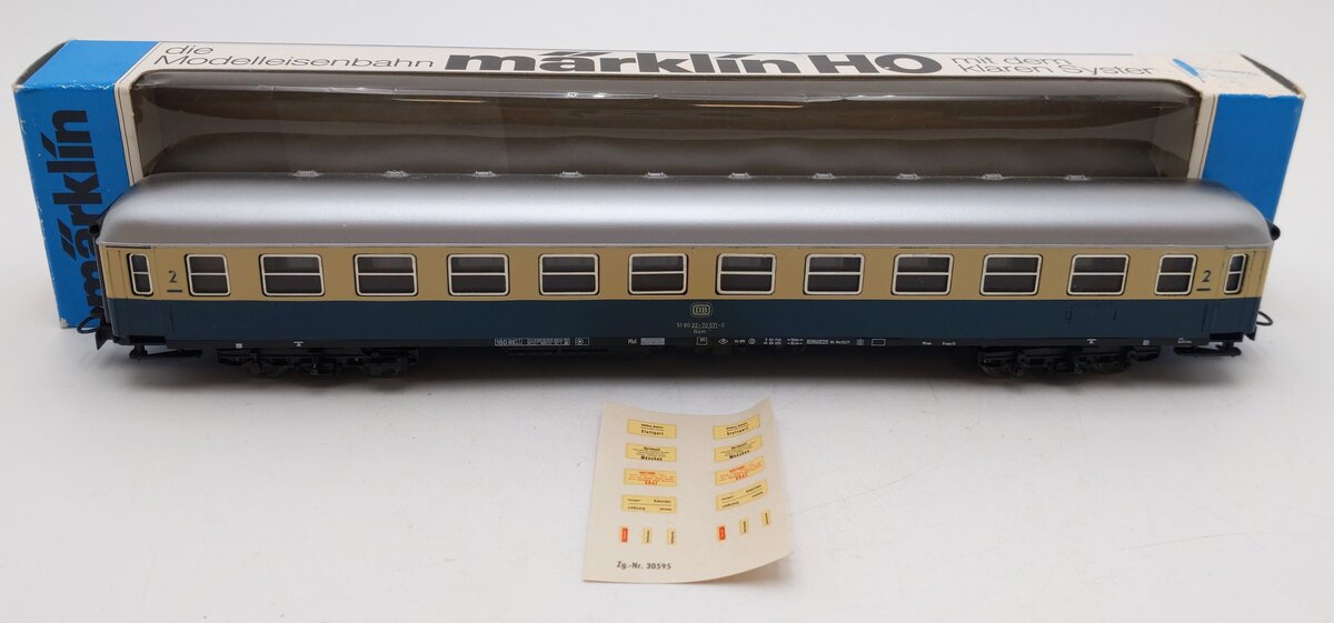 Marklin 4092 HO Deutsche Bahn 2nd Class Express Passenger Car EX/Box