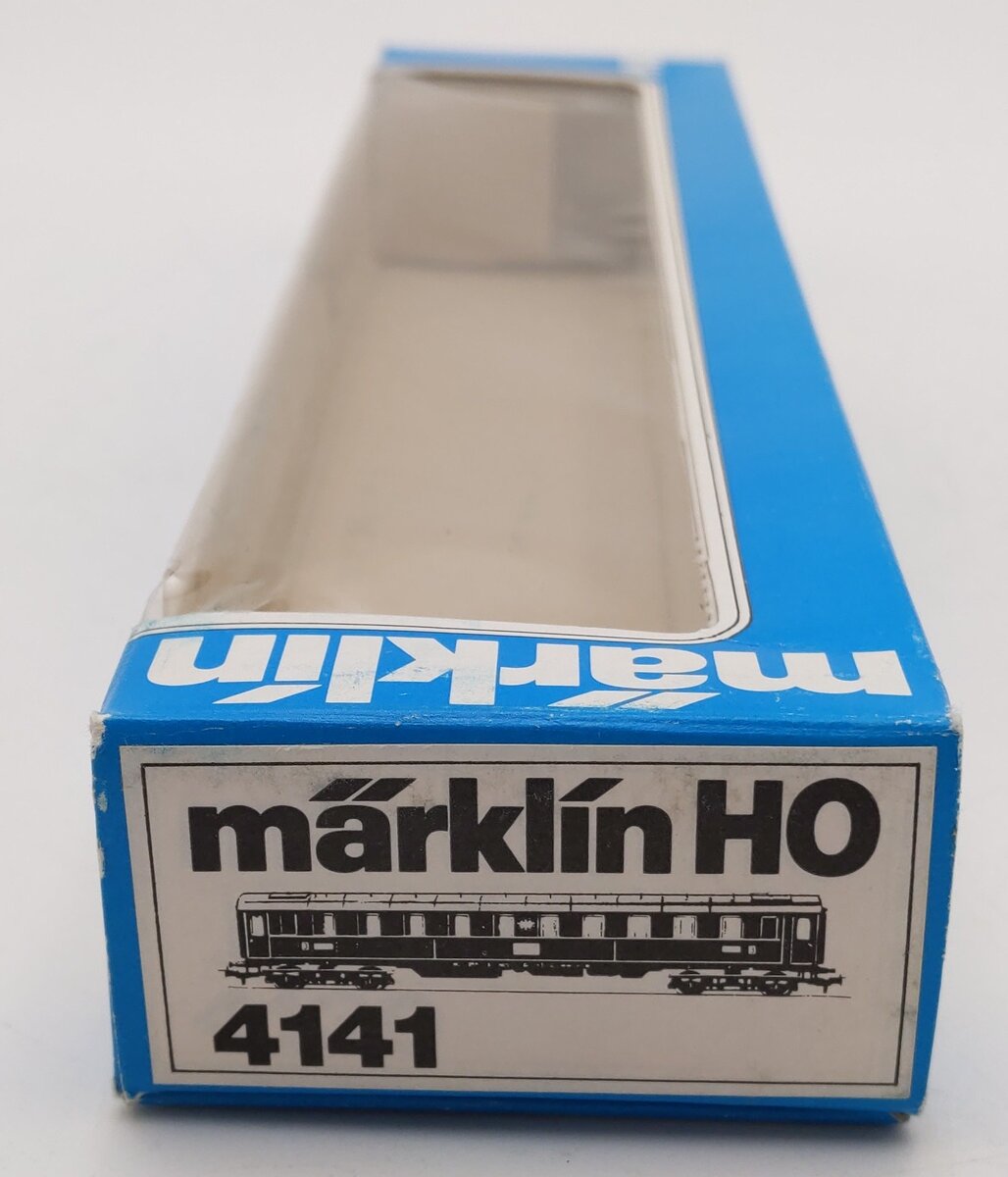 Marklin 4141 HO Scale Dresden 3rd Class Green Passenger Car #16408 EX/Box
