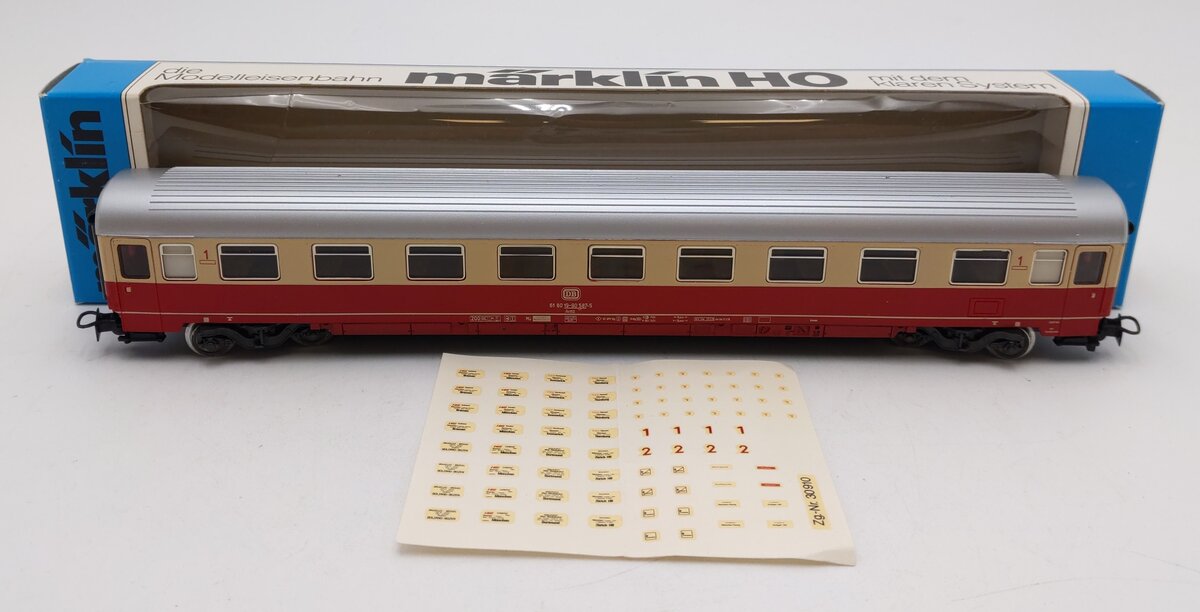 Marklin 4147 HO Scale DB Avmz Passenger Car #61 80 19-90 587-5 EX/Box