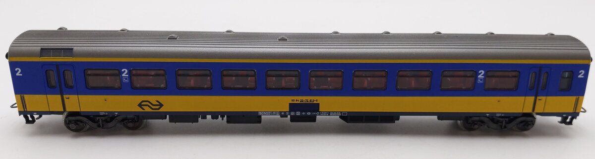 Marklin 4165 HO Scale 2nd Class Intercity Passenger Car #50 84 20-70-813-5 EX/Box