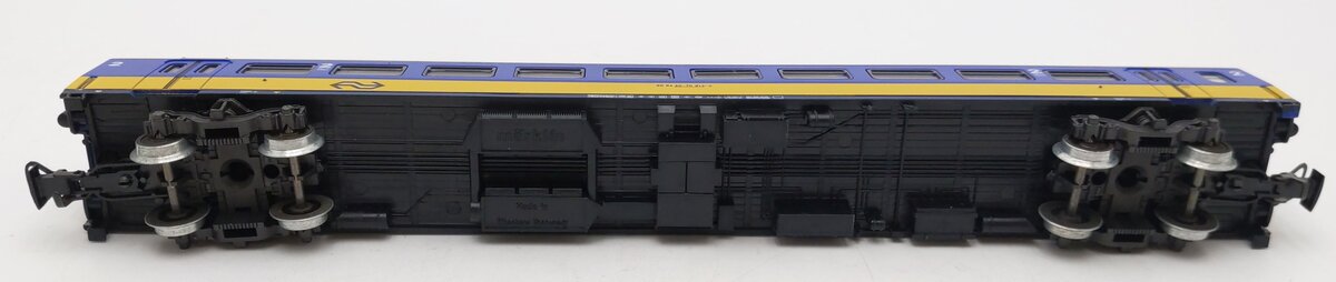 Marklin 4165 HO Scale 2nd Class Intercity Passenger Car #50 84 20-70-813-5 EX/Box