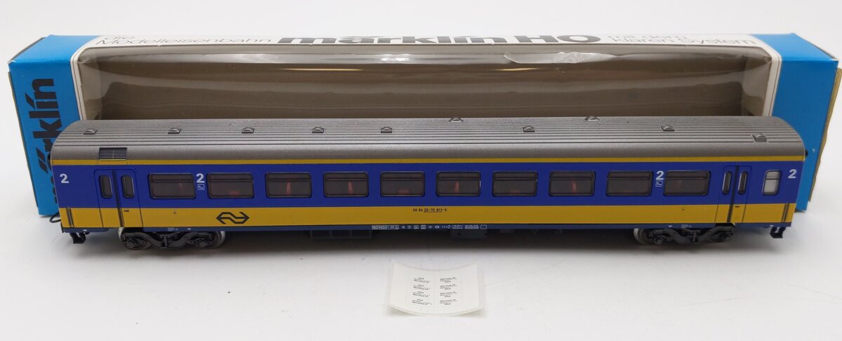 Marklin 4165 HO Scale 2nd Class Intercity Passenger Car #50 84 20-70-813-5 EX/Box