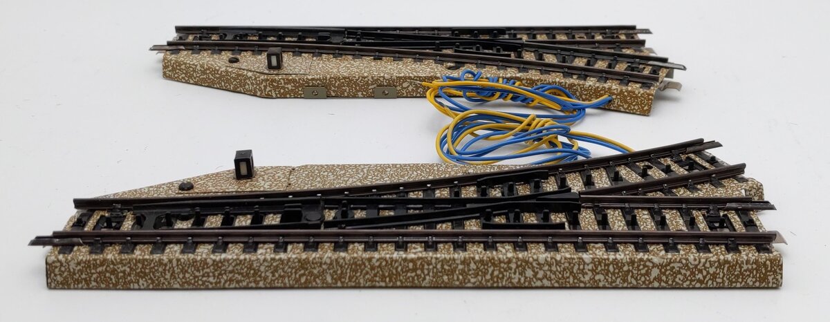 Marklin 5202 HO Scale Left & Right Remote Switch Pair EX/Box
