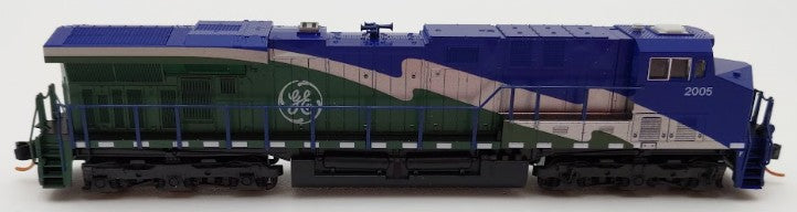 Kato 176-8911 N Scale GE Demonstrator GS ES44AC 'GEVO' Diesel Loco #2005 w DCC EX/Box