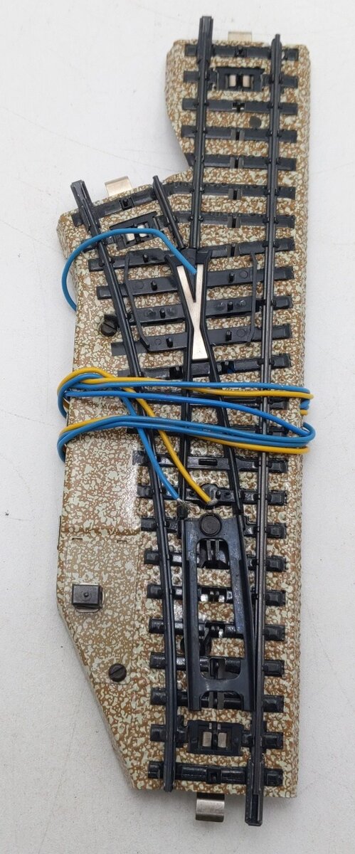 Marklin 5138 HO 22° Left Hand Solenoid-Operated Switch Turnout EX