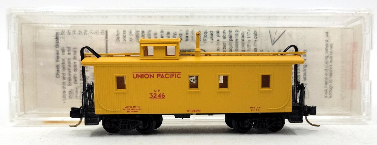 Micro-Trains 05000100 N Union Pacific 34' Wood Sheathed Caboose #3246 LN/Box