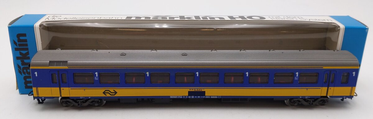 Marklin 4164 HO 1nd Class Intercity Passenger Car W/ Interior #50 84 10-70 672-7 VG/Box