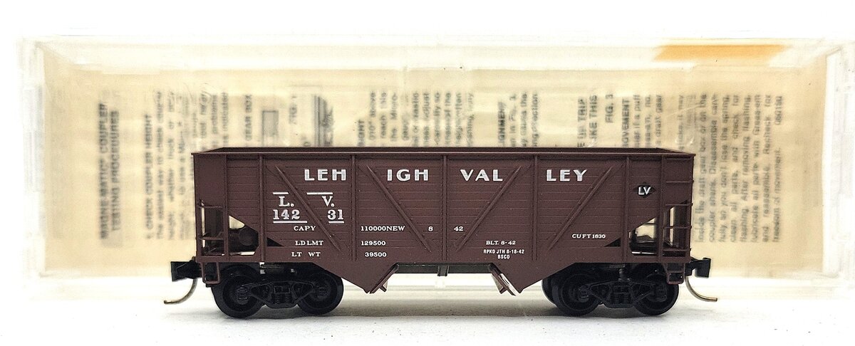 Micro-Trains 05700030 N Lehigh Valley 33' Twin Bay Composite Side Hopper #14231 LN/Box