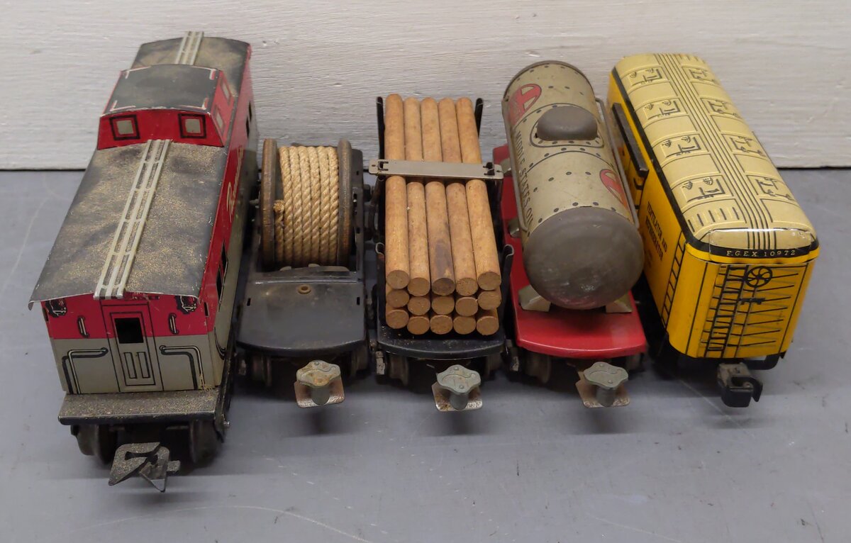 Marx Vintage O Gauge Freight Cars: 10972, 553, 20124, 566 [5] EX