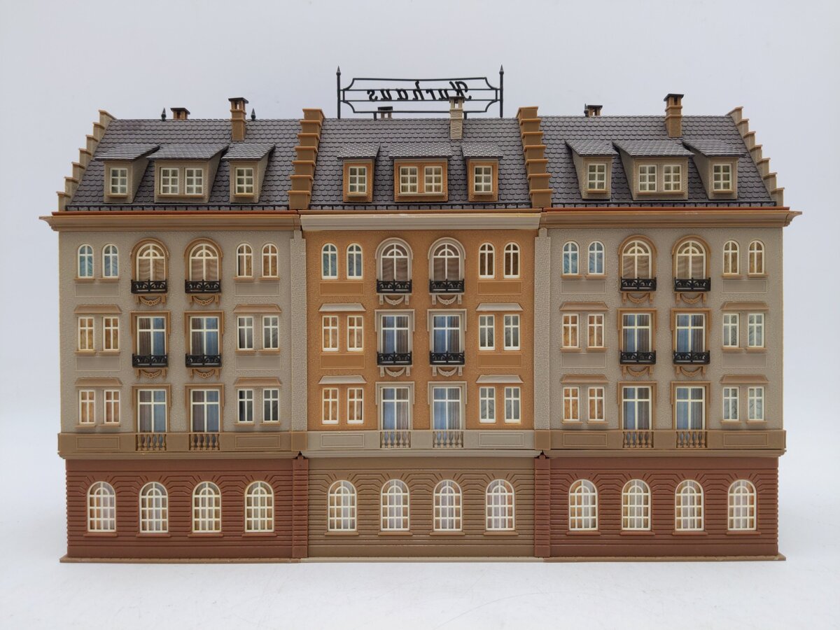Vollmer 3776 HO Kurhaus Hotel Building Kit (Assembled) EX