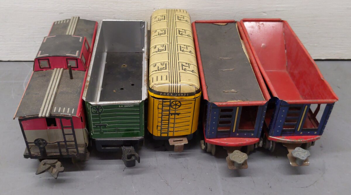 Marx Vintage O Gauge Freight Cars: #554, #554, #10971, #28500, #20102 [5] EX
