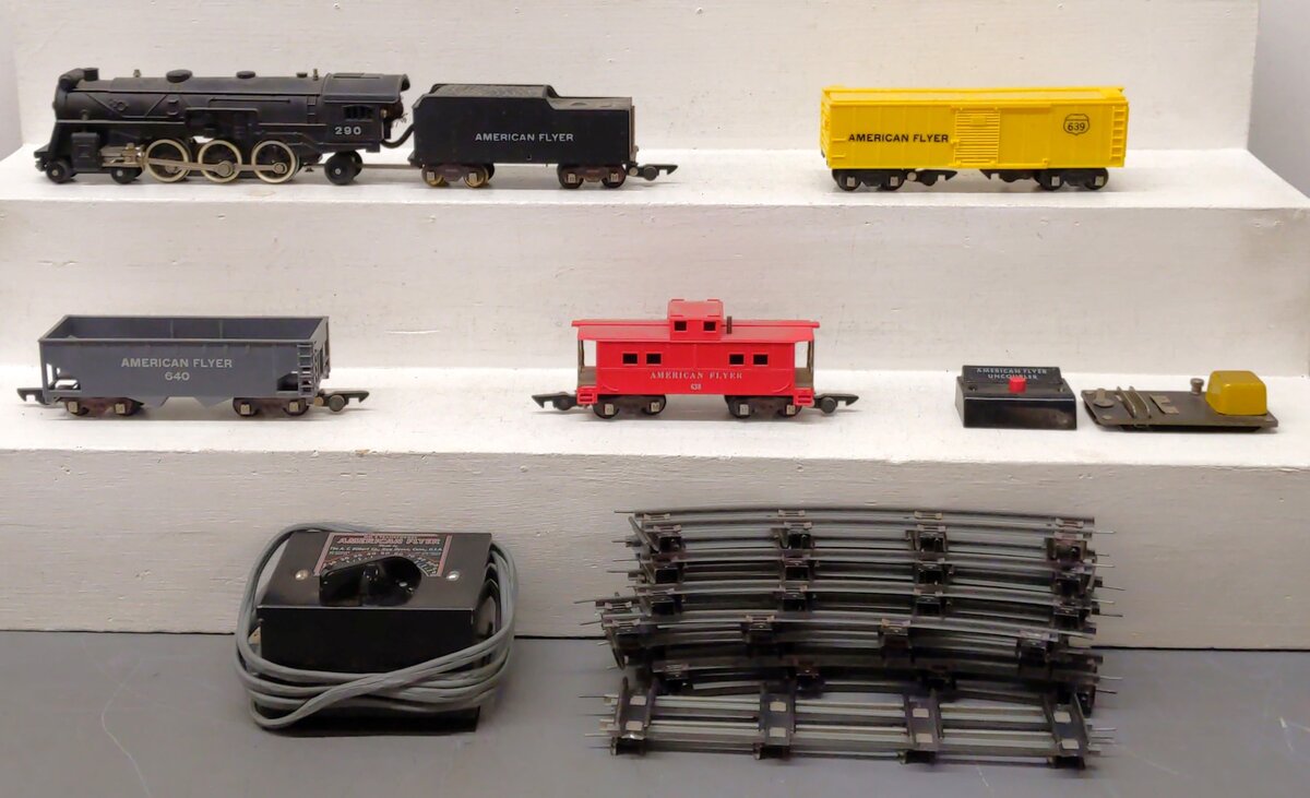 American Flyer 4904T Vintage S Pacific Freight Train, 290, 638, 639, 640/Box