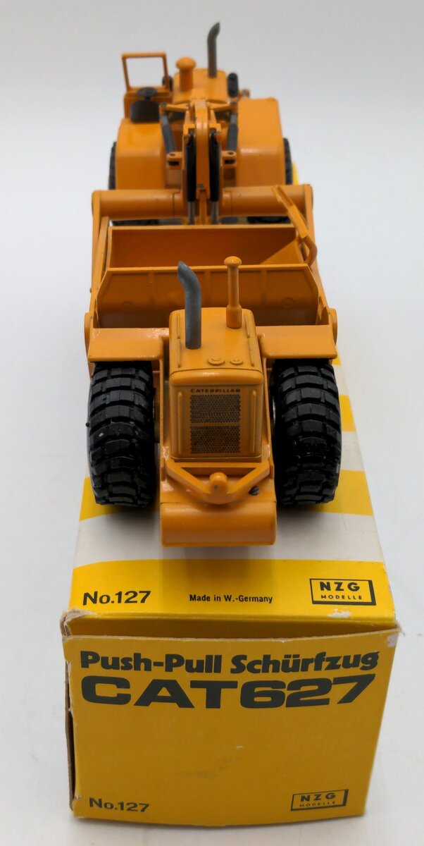NZG 127 1:50 Scale Diecast Caterpillar 627 Push-Pull Scraper VG/Box