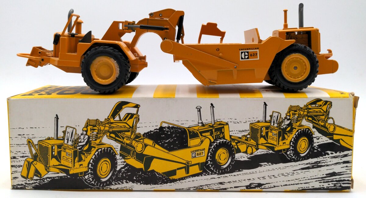 NZG 127 1:50 Scale Diecast Caterpillar 627 Push-Pull Scraper VG/Box