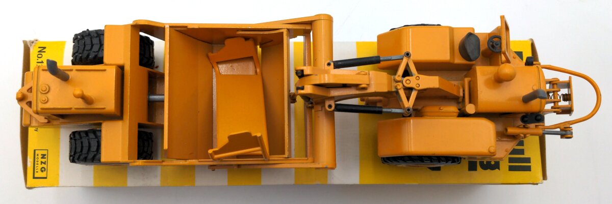 NZG 127 1:50 Scale Diecast Caterpillar 627 Push-Pull Scraper VG/Box