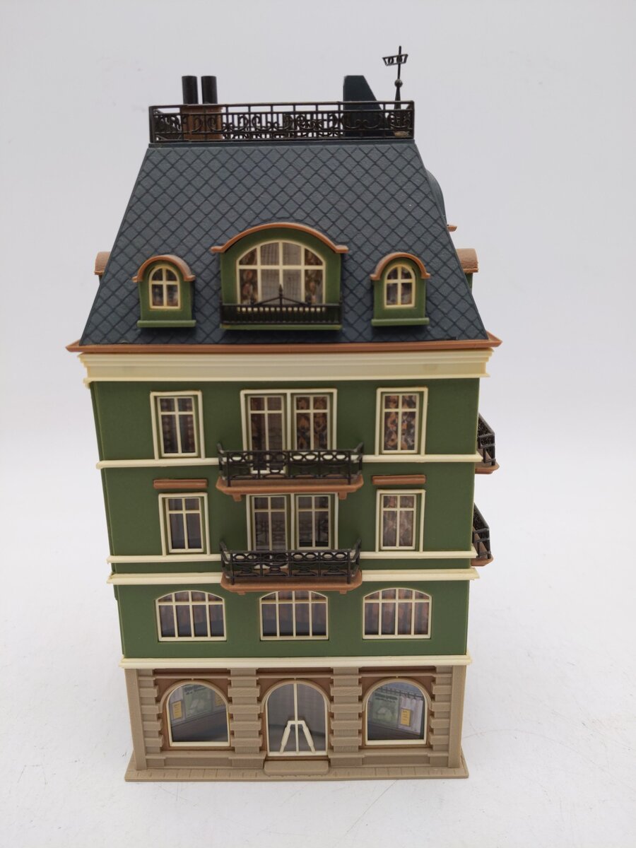 Vollmer 43771 HO 4-Story Bank Building Kit EX