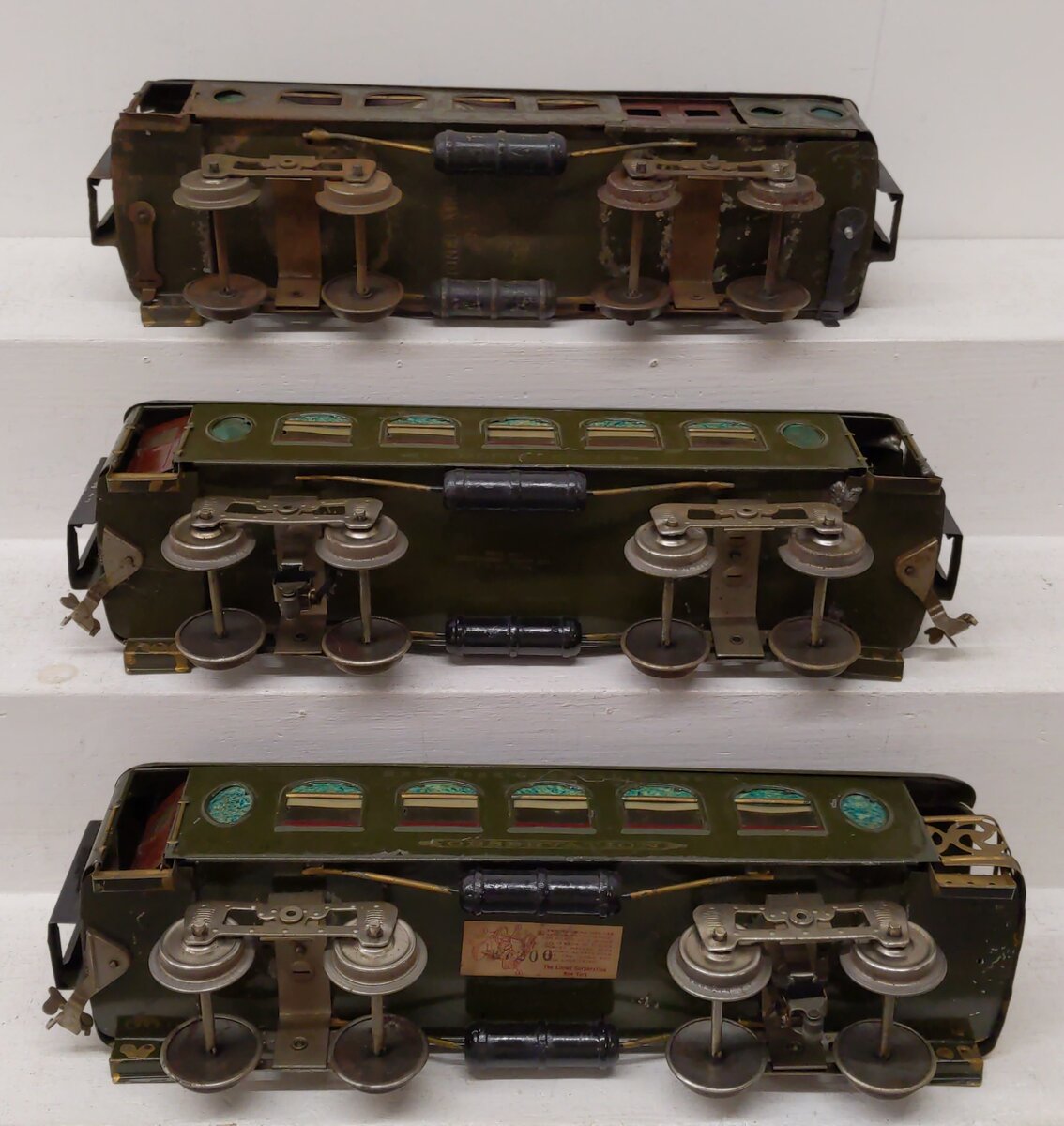 Lionel Vintage Standard Gauge NYC Passenger Cars [3]
