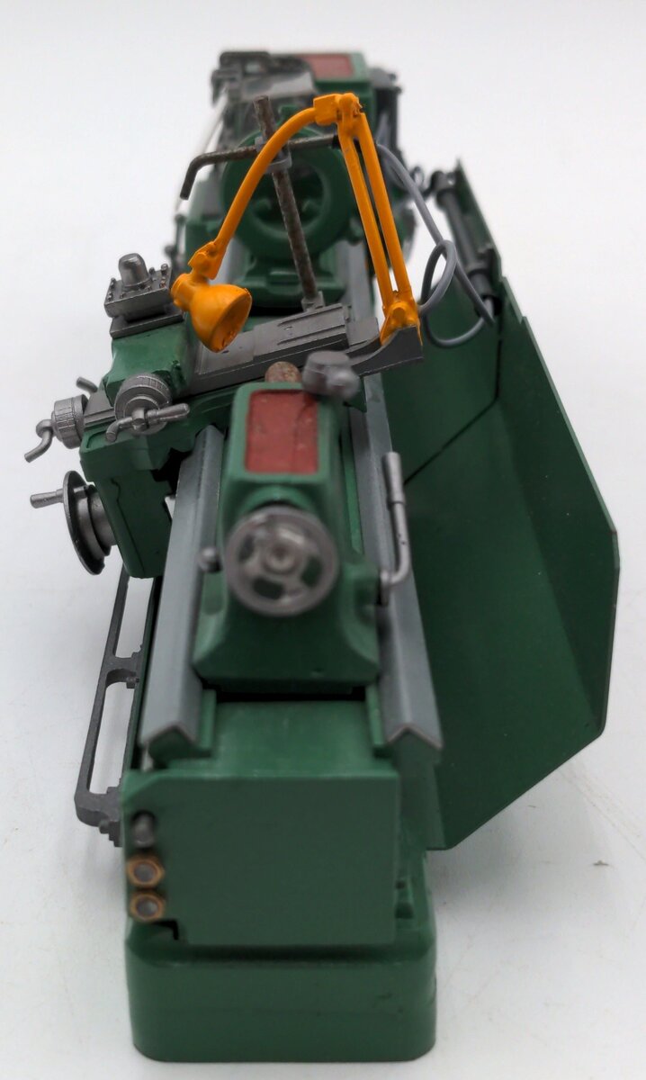 MiniArt 35660 1/35 Scale Industrial Metal Working Engine Lathe Machine Model EX