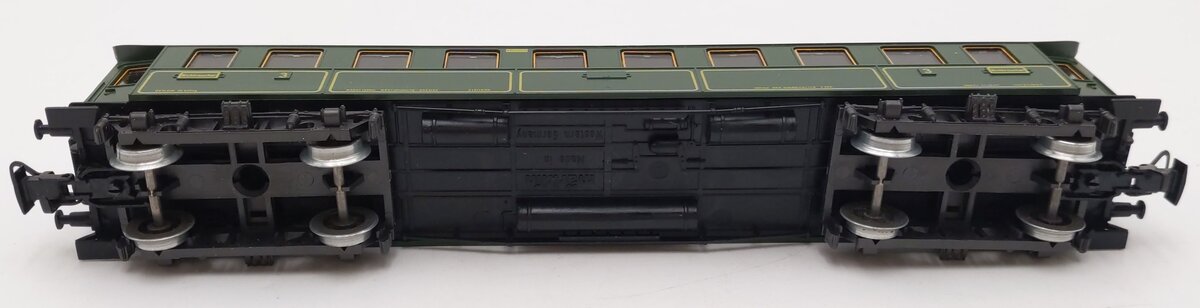 Marklin 4135 HO Scale Nichtroucher 3rd Class Passenger Car EX/Box