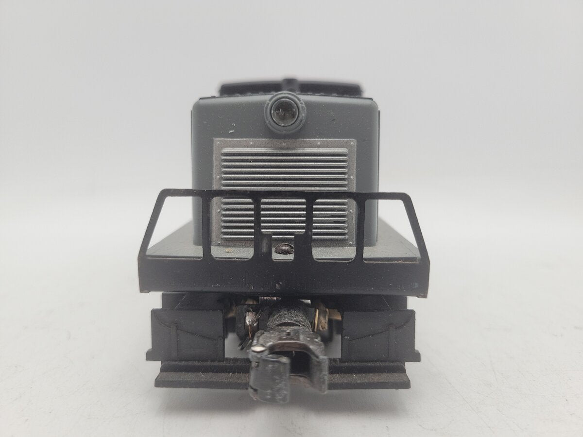 O Gauge CUSTOM Great Northern Diesel Locomotive #402