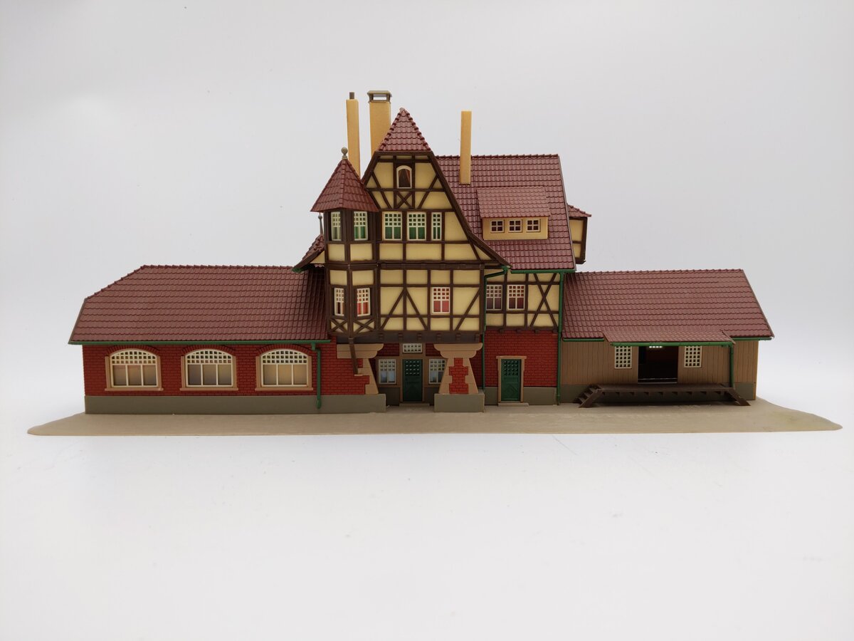 Vollmer 43510 HO Neuffen Passenger Station Building Kit EX