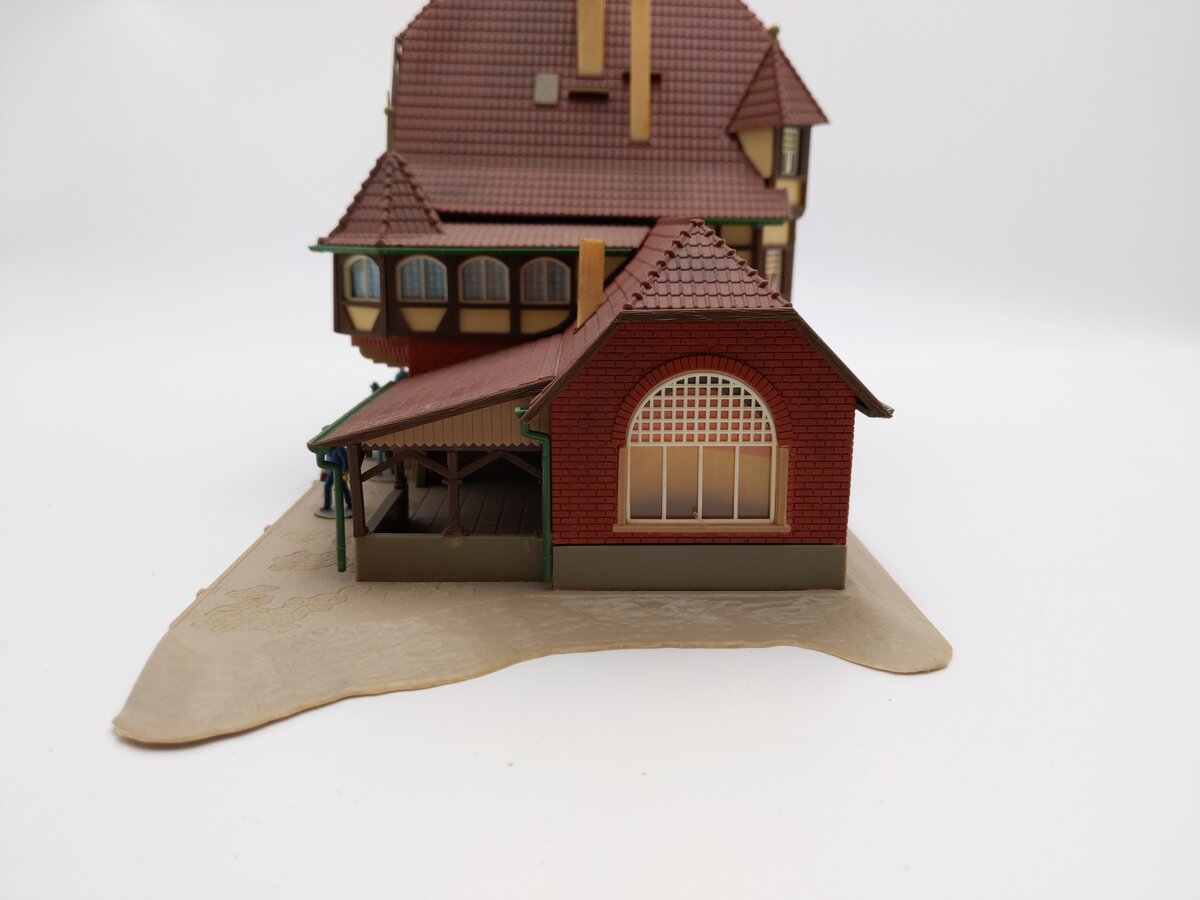 Vollmer 43510 HO Neuffen Passenger Station Building Kit EX