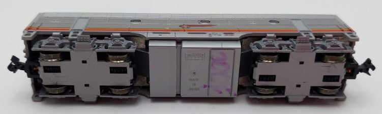 Kato 176-2211 N Santa Fe Warbonnet EMD F7 B-Unit Powered Diesel Locomotive w DCC EX/Box
