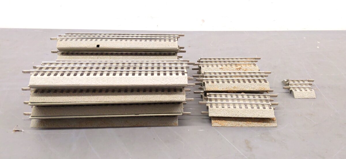 Lionel O Gauge Assorted Track Sections: 6-12014, 6-12025, 6-12024, 6-12026 [28] EX