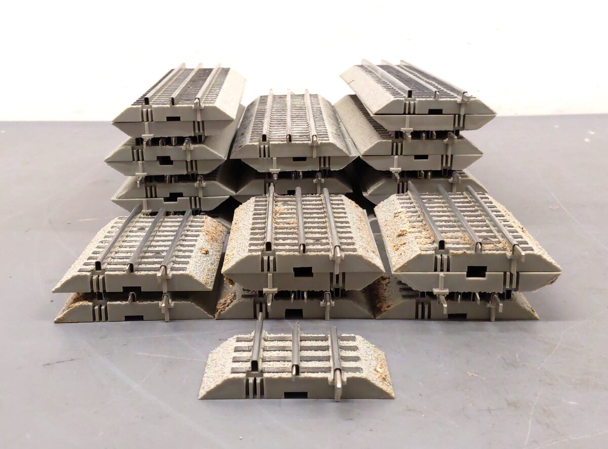 Lionel O Gauge Assorted Track Sections: 6-12014, 6-12025, 6-12024, 6-12026 [28] EX
