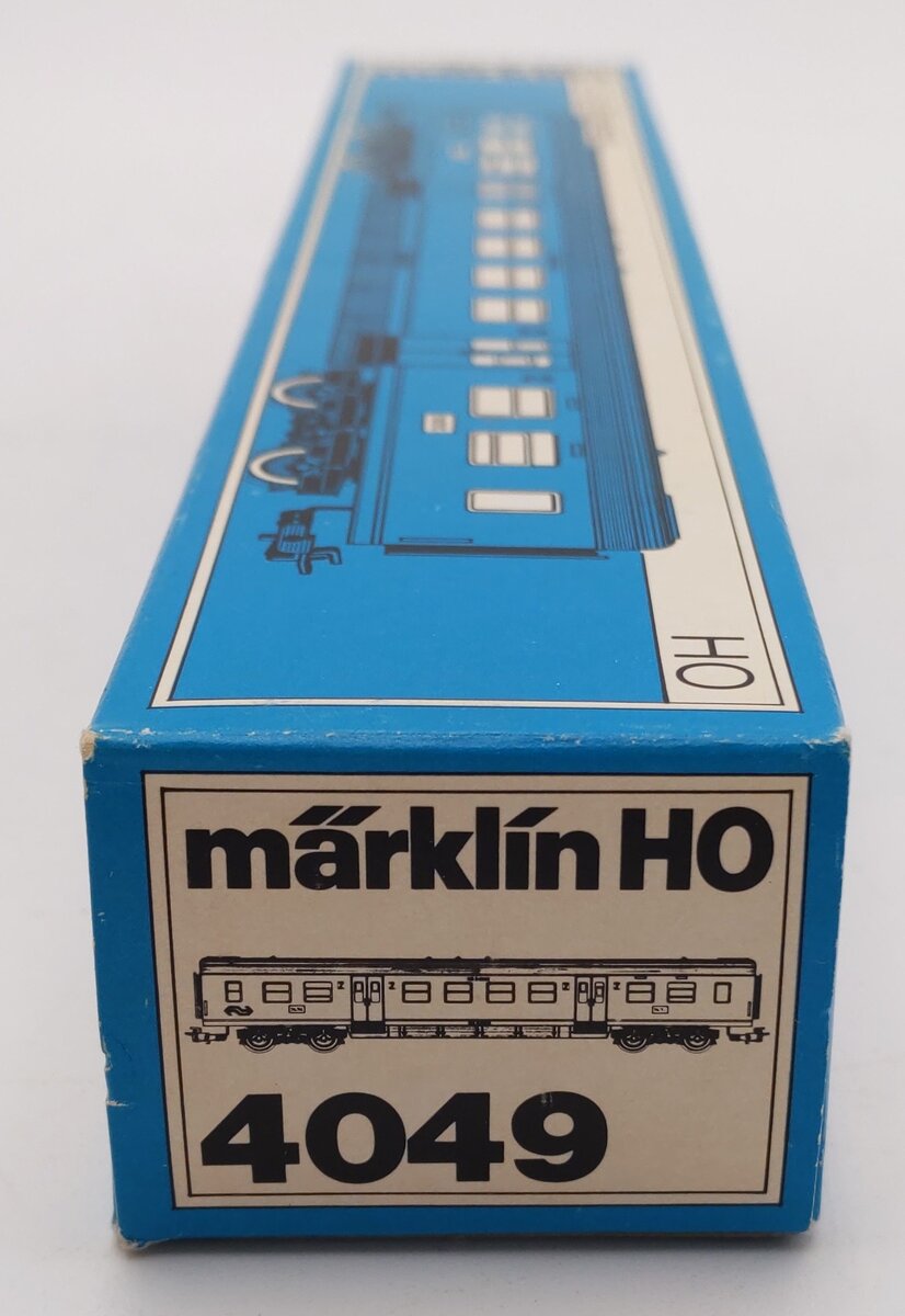 Marklin 4049 HO Scale 2nd Class Express Coach NS B #6692 EX/Box
