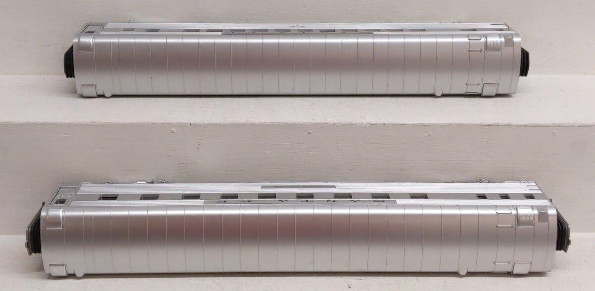 MTH 20-66115 O SF 70' Streamlined Sleeper/Diner Passenger Car Set (2-Rail) LN/Box