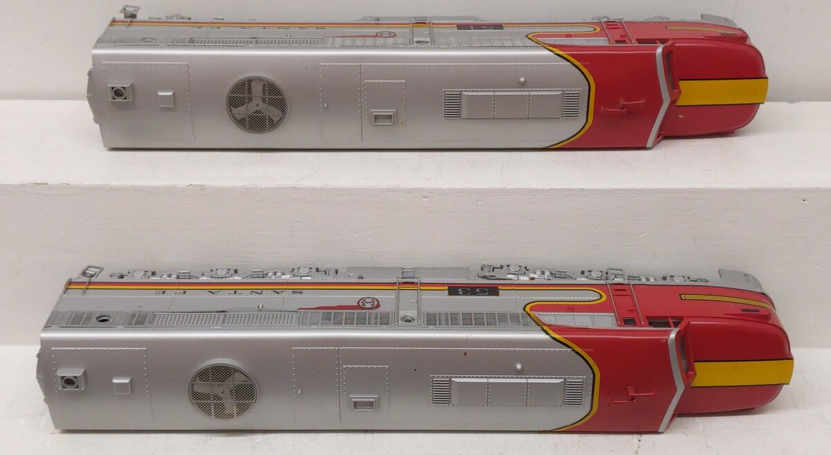 MTH 20-2024-2 O Scale 2-Rail Santa Fe Alco PA AA 2 Rail Horn Diesel (Set of 2) EX/Box