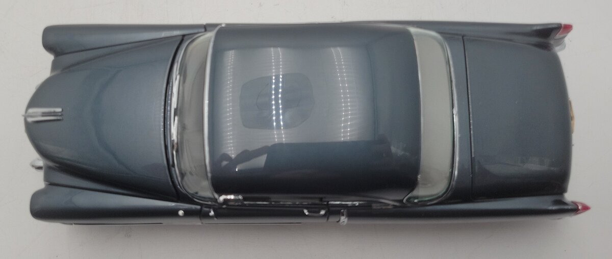 Danbury Mint Diecast Limited Edition 1954 Cadillac Coupe de Ville EX/Box